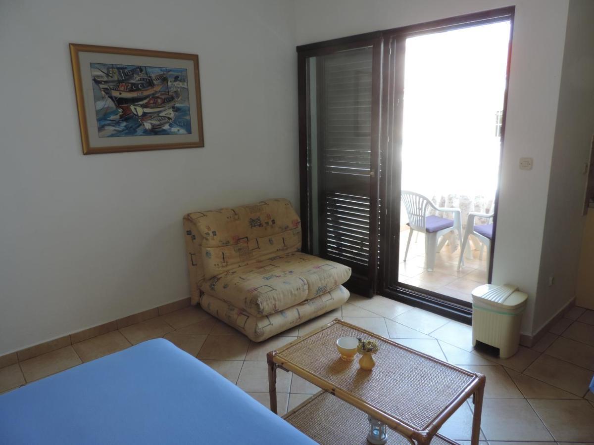 Apartmani Lavanda Đảo Pag Ngoại thất bức ảnh