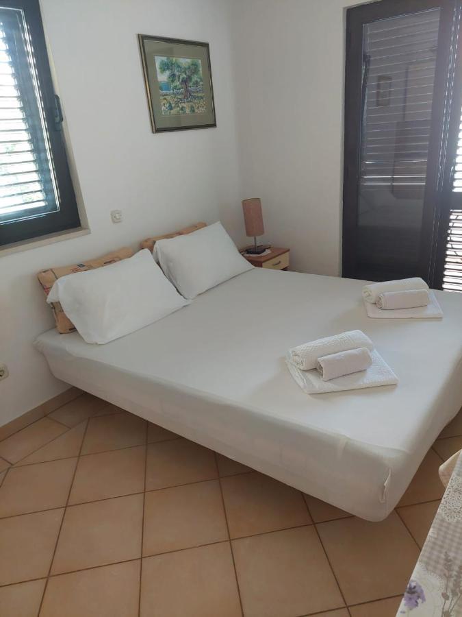 Apartmani Lavanda Đảo Pag Ngoại thất bức ảnh